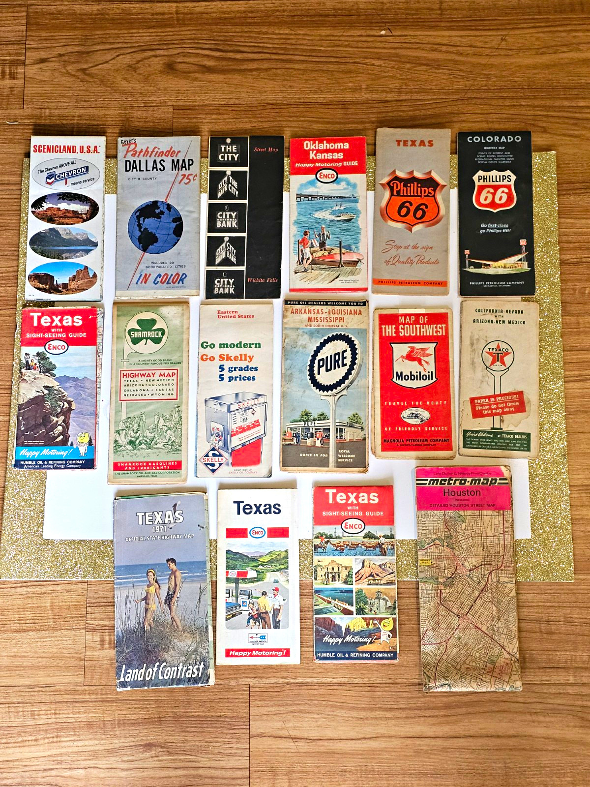 A set of 57 vintage gas station maps from the 1950s–1970s —includes 32 RARE ite A set of 57 vintage gas station maps from the 1950s–1970s —includes 32 RARE ite