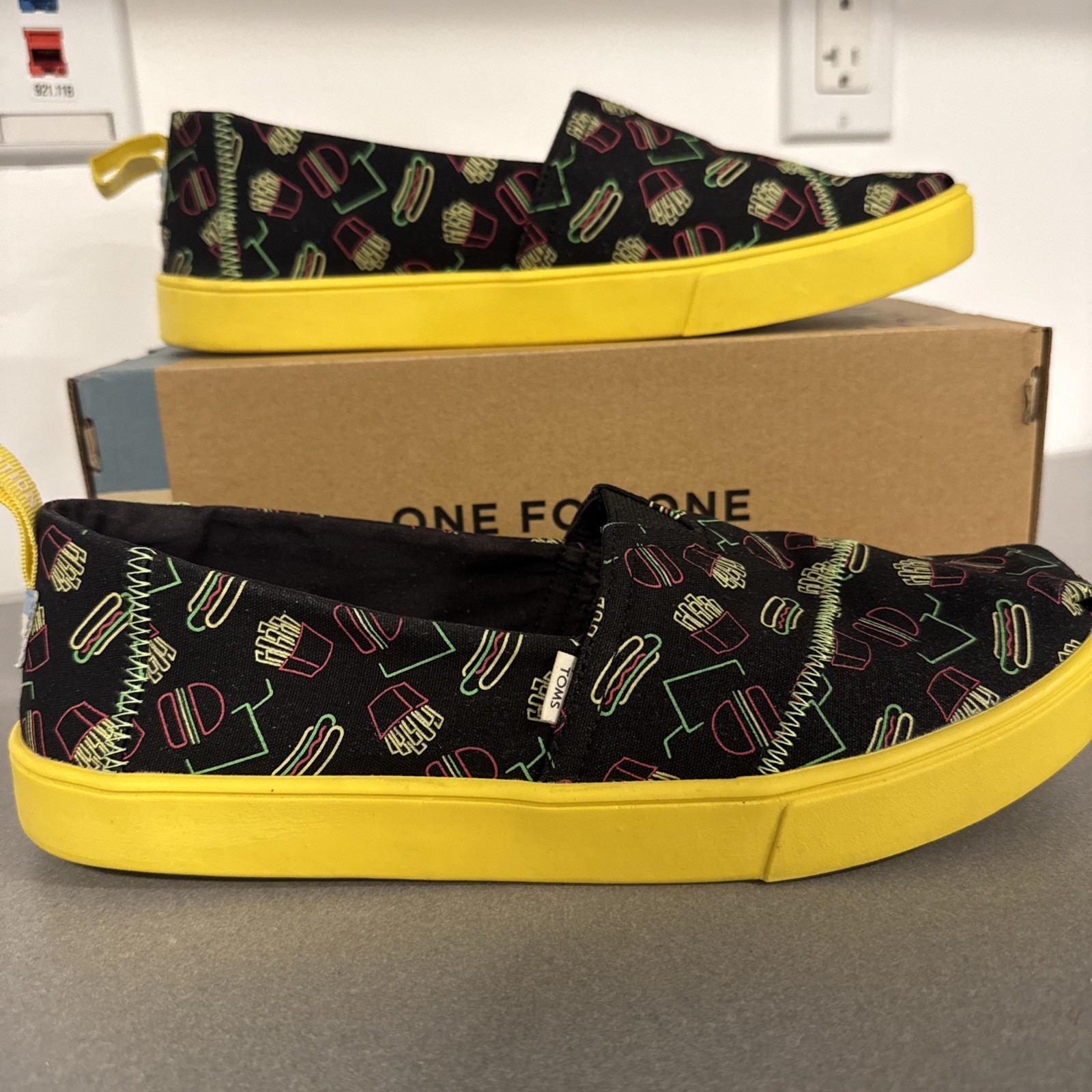 Tom’s Men’s 10.5 Black Late Night - Glows In Dark Tom’s Men’s 10.5 Black Late Night - Glows In Dark