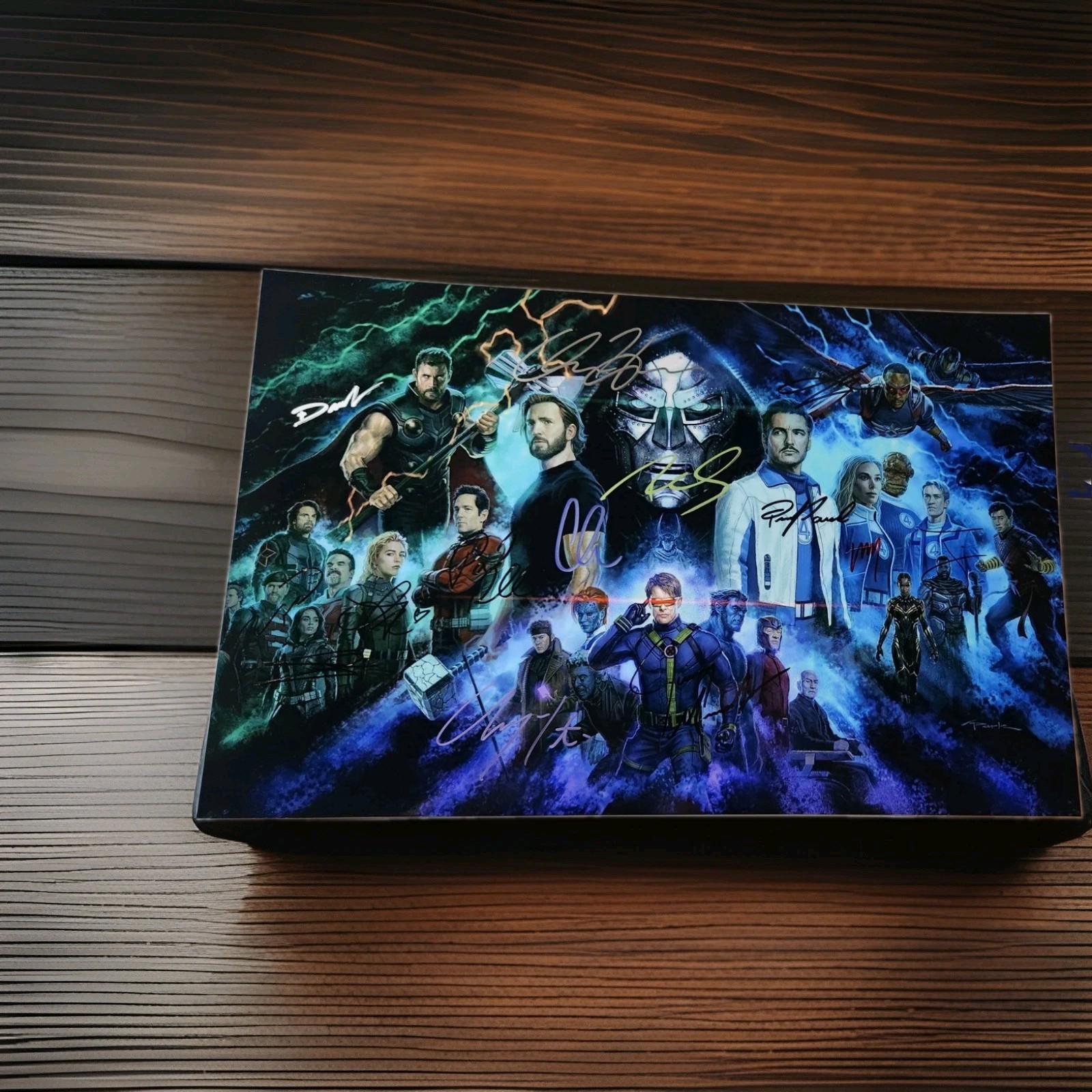 AVENGERS DOOMSDAY CAST Autographed 11x17  Photo- with COA