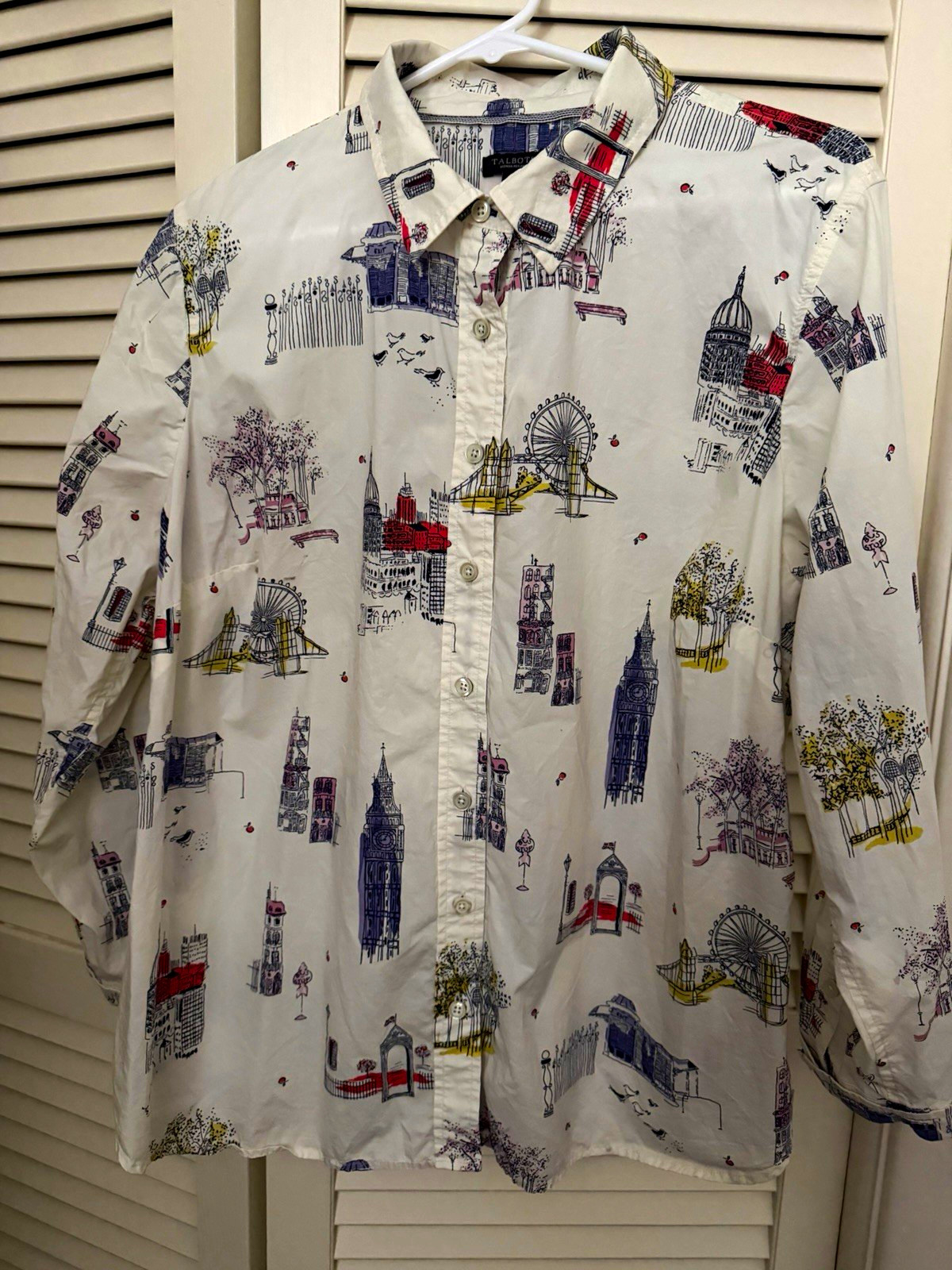 Talbots Petites 2XP  Long Sleeve Button-Up Blouse with London City Graphics 
