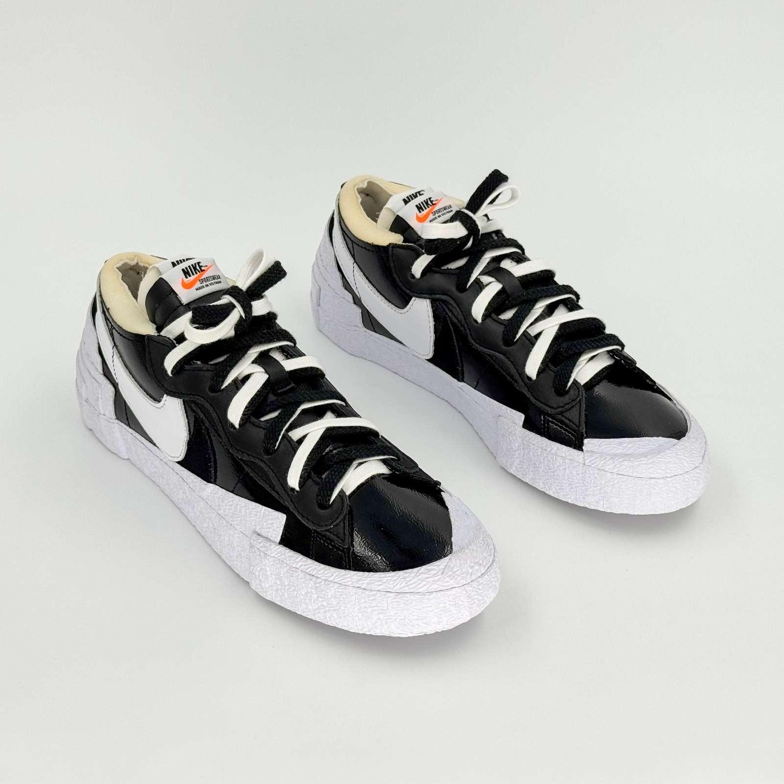 Nike x sacai Blazer Low Black Patent Leather 2022 DM6443-001 M8.5 W10 Sneakers