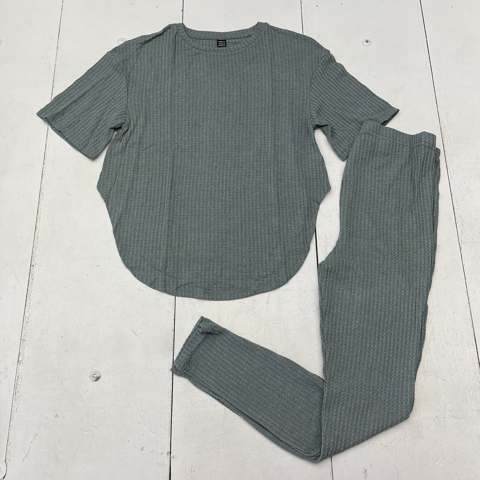 SHEIN Sage Green Waffle Knit Lounge Outfit 2-Piece Set Womens Size Small SHEIN Sage Green Waffle Knit Lounge Outfit 2-Piece Set Womens Size Small