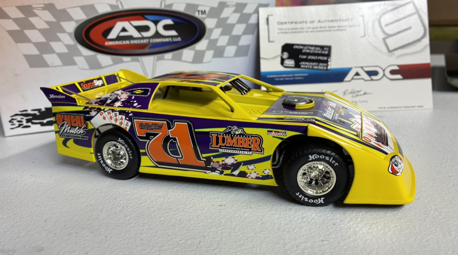 #71 Don O’Neal 2011 ADC 1/24 Dirt Late Model DW211I448 *RARE*