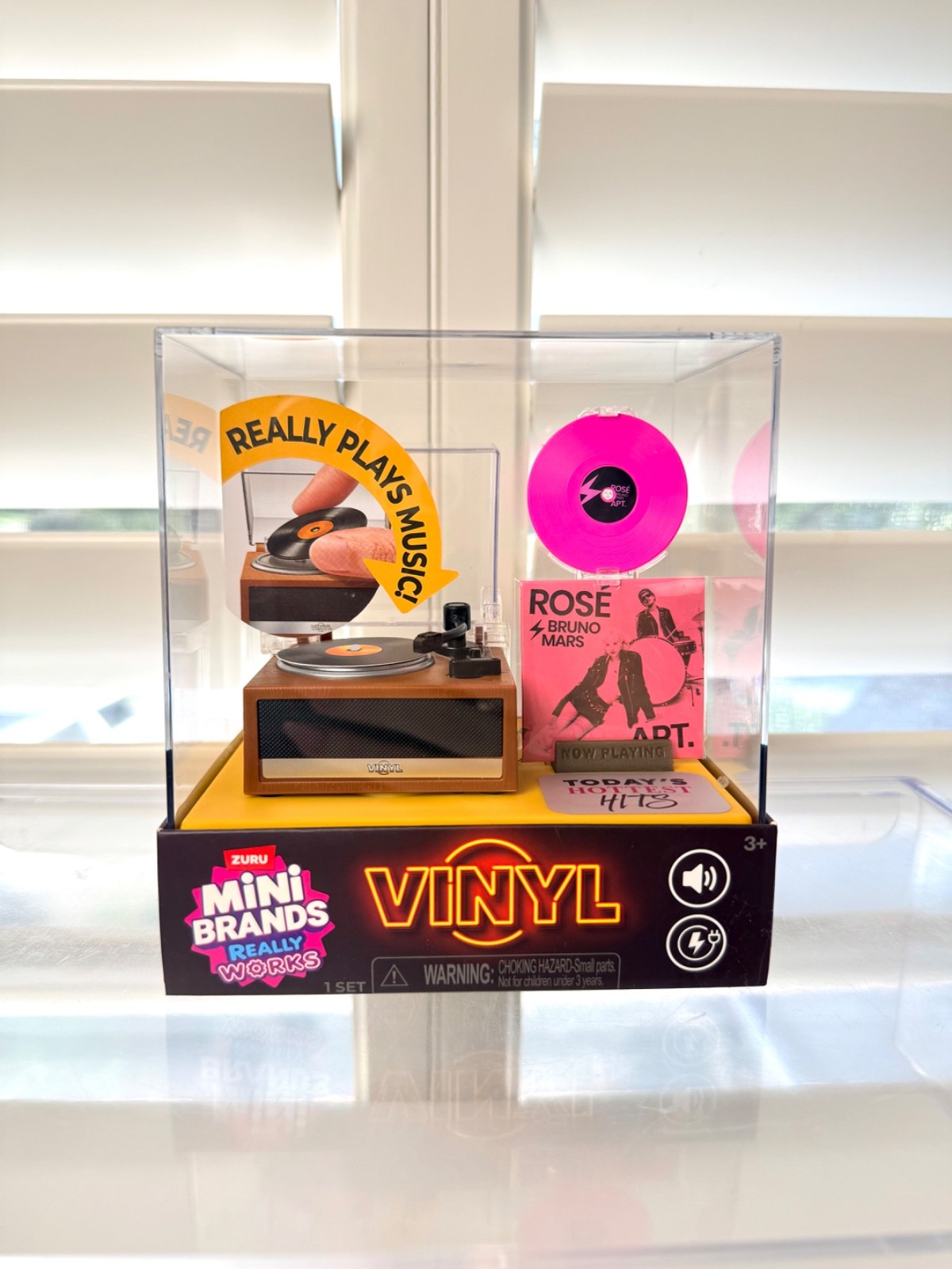 Zuru Mini Brands Really Works Vinyl Record Player Playset New Zuru Mini Brands Really Works Vinyl Record Player Playset New