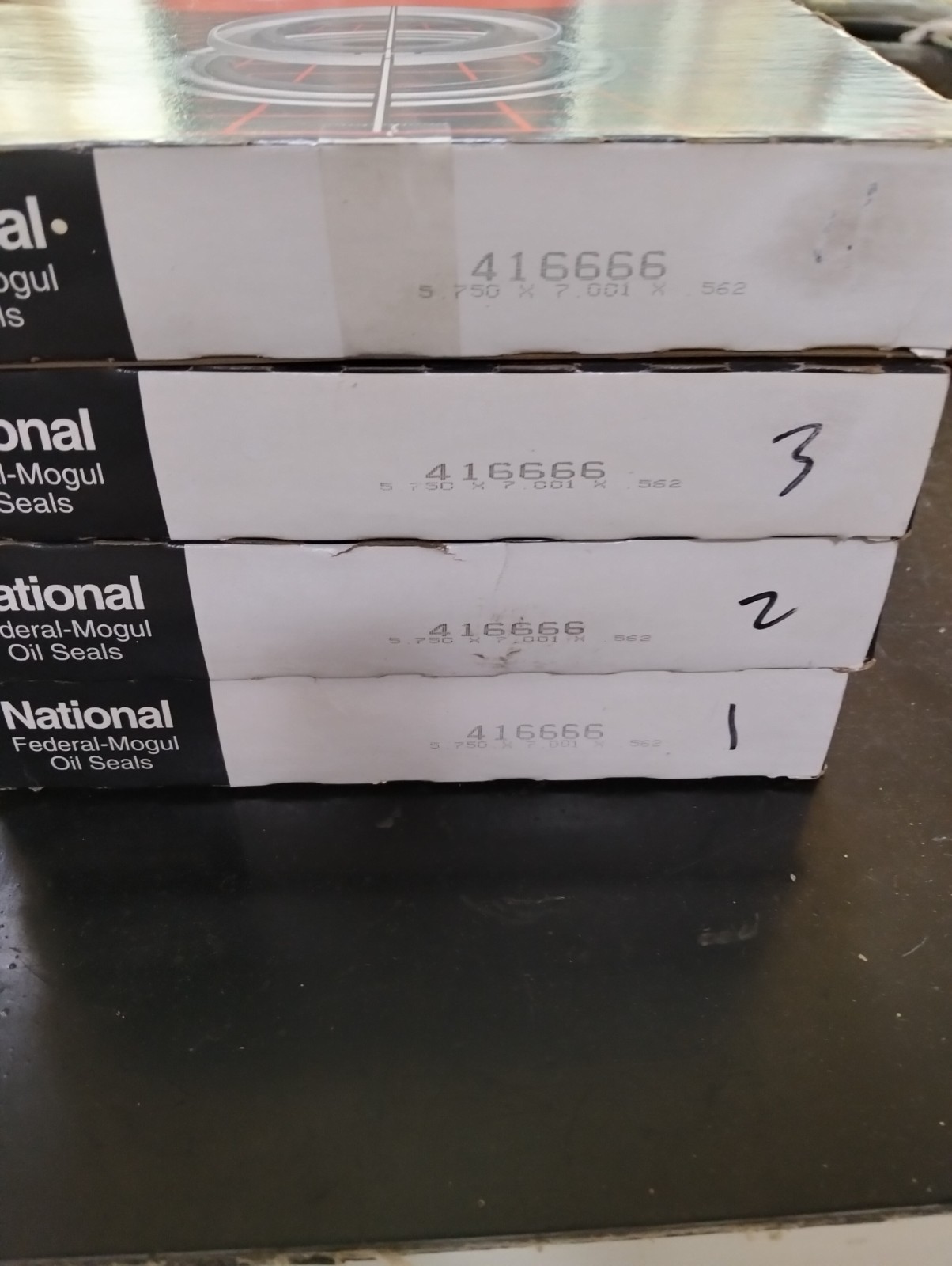 416666 National Oil Seal FEDERAL MOGUL, NEW SEAL, LOT 4 PCS. 416666 National Oil Seal FEDERAL MOGUL, NEW SEAL, LOT 4 PCS.