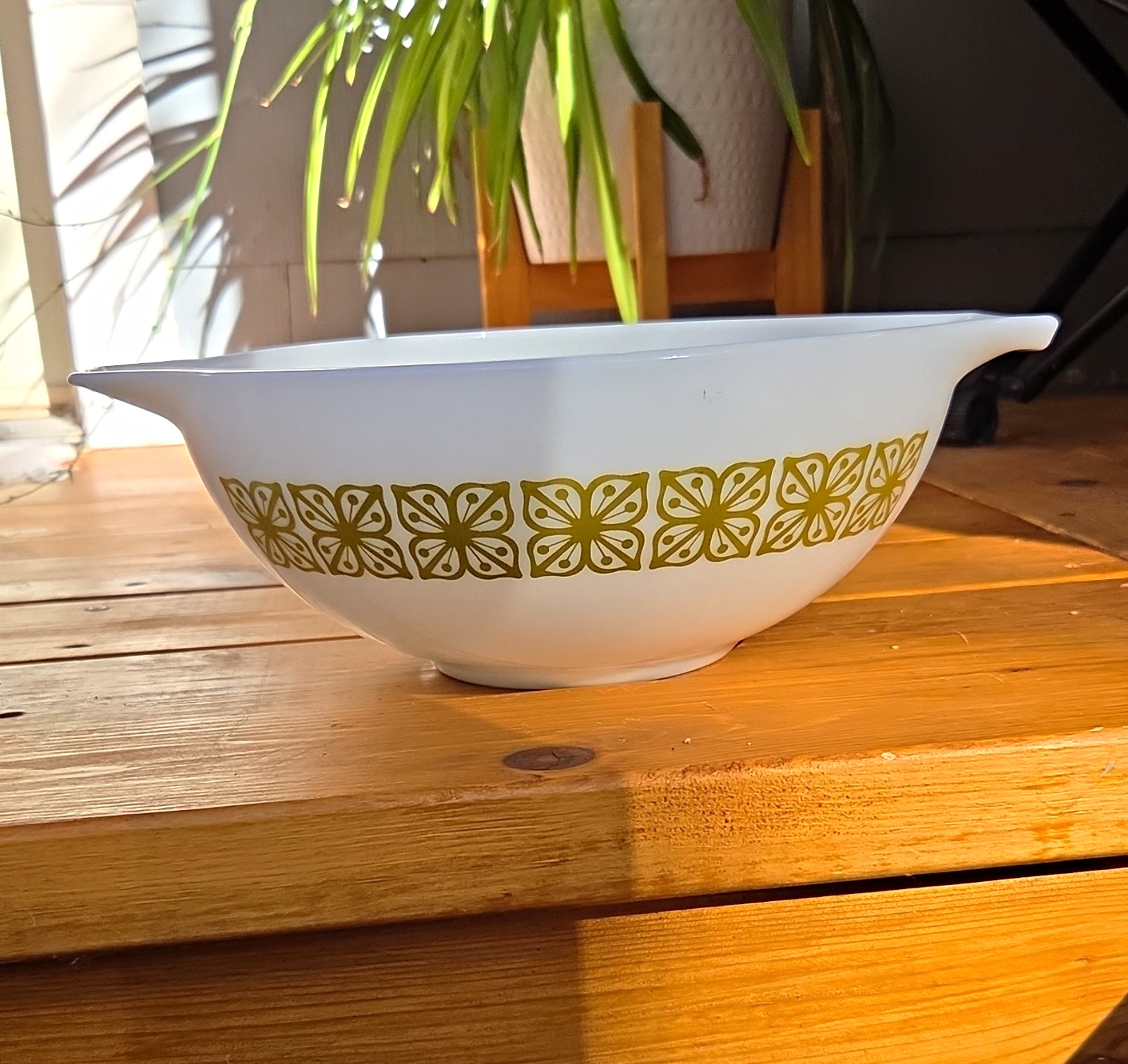 Vtg PYREX Verde Square Flower Cinderella #444 4Qt Mixing Bowl Excellent