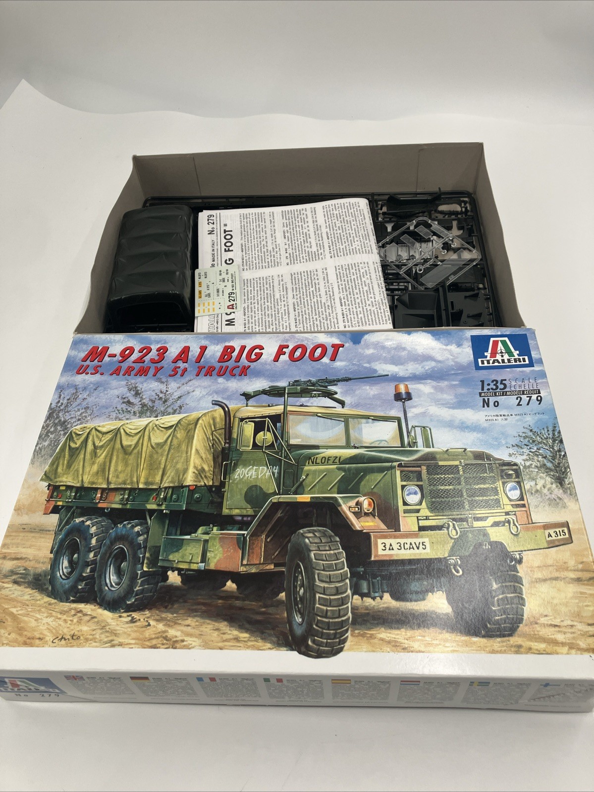 Vintage 1994 Italeri M-923 A1 Big Foot US Amy Truck 1/35 Model Kit 279 Vintage 1994 Italeri M-923 A1 Big Foot US Amy Truck 1/35 Model Kit 279