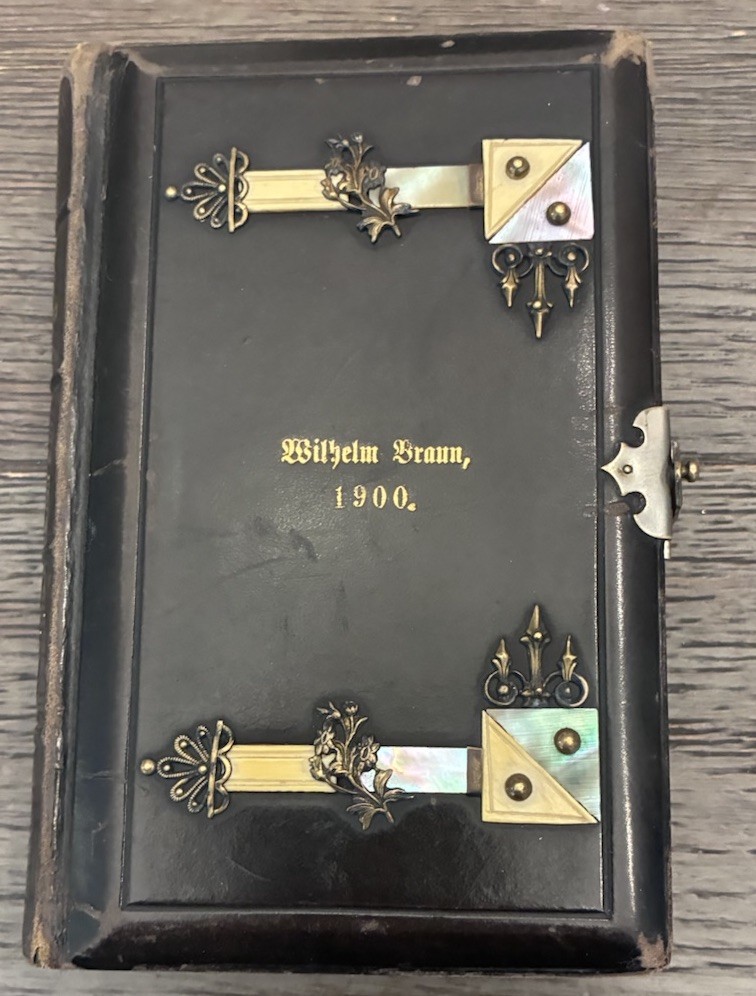 1892 German Lutheran Hymnal Lutherisches Gesangbuch Ornate Binding Wilhelm Braun 1892 German Lutheran Hymnal Lutherisches Gesangbuch Ornate Binding Wilhelm Braun