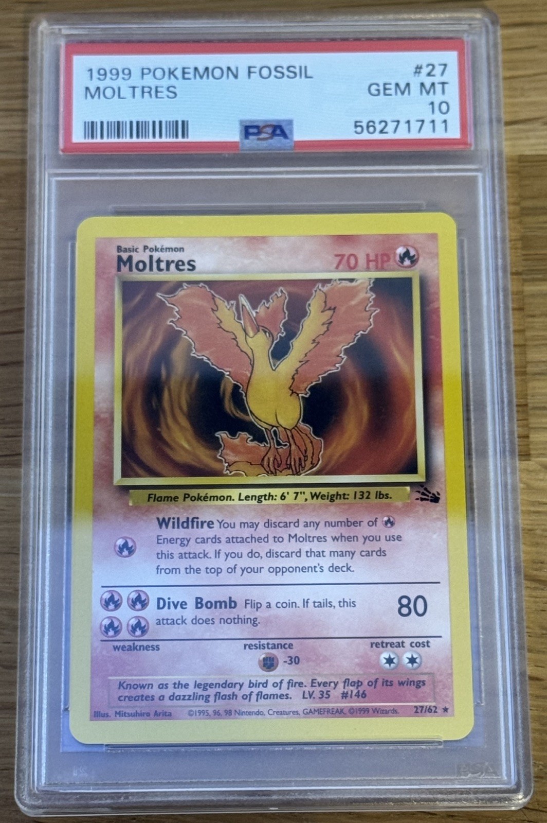 1999 Pokemon Fossil Moltres #27 PSA 10 Gem Mint (POP 130)