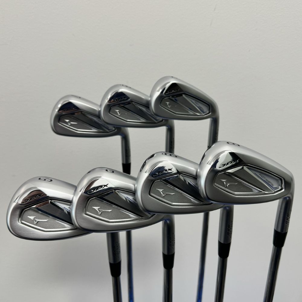 Mizuno JPX 925 Hot Metal Iron Set 5-PW, GW Steel Stiff Right Hand - MINT