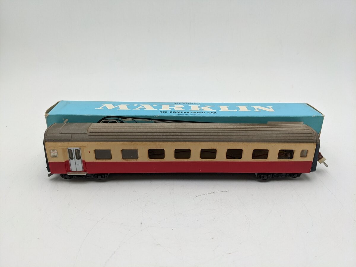 Marklin 4071 HO Scale Tee Compartment Car/Box