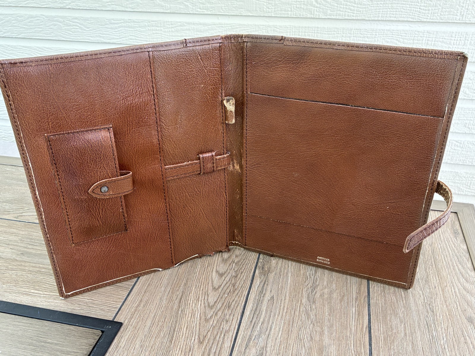 Vintage AMERICAN BURNISHED Leather Padfolio / Portfolio / Letter Pad / Notebook Vintage AMERICAN BURNISHED Leather Padfolio / Portfolio / Letter Pad / Notebook
