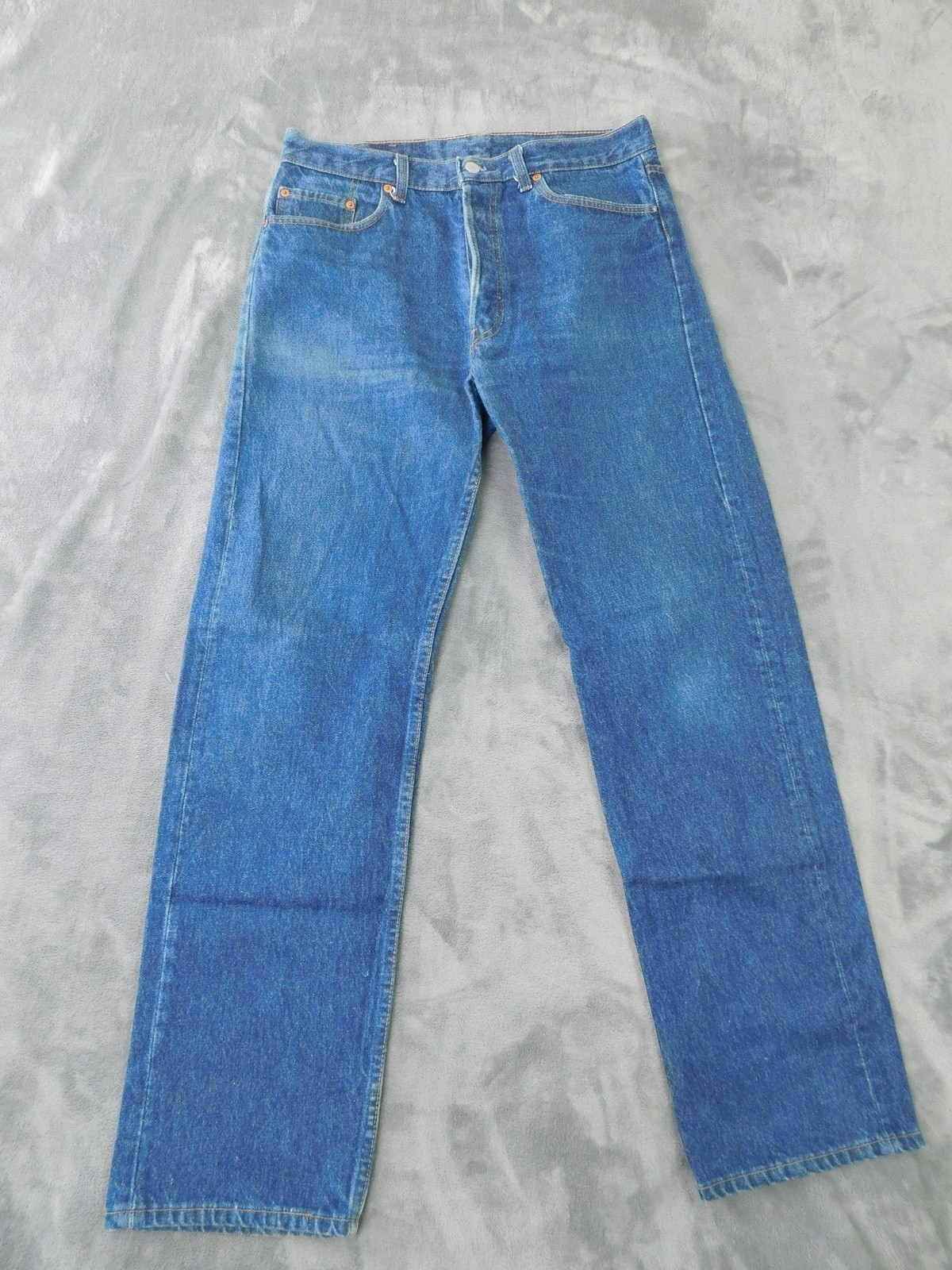 Vintage Levi\'s 501 Jeans Mens 34x32 Blue Button Fly Straight Leg Made In USA 90s