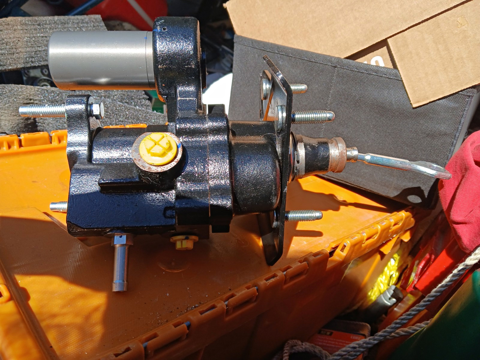 Hydraulic Power Brake Booster GM Heavy Duty New Needs Seals See Description Hydraulic Power Brake Booster GM Heavy Duty New Needs Seals See Description