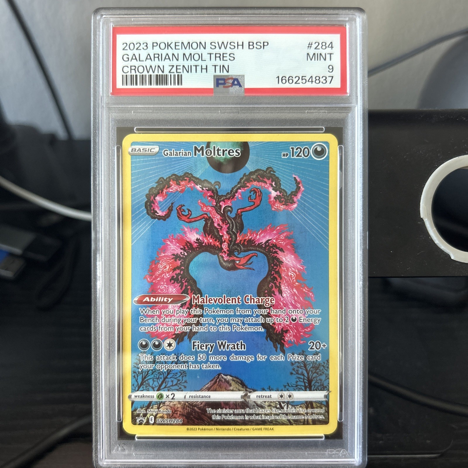 POKEMON 2023 CROWN ZENITH GALARIAN MOLTRES FULL ART PROMO 284 PSA 9