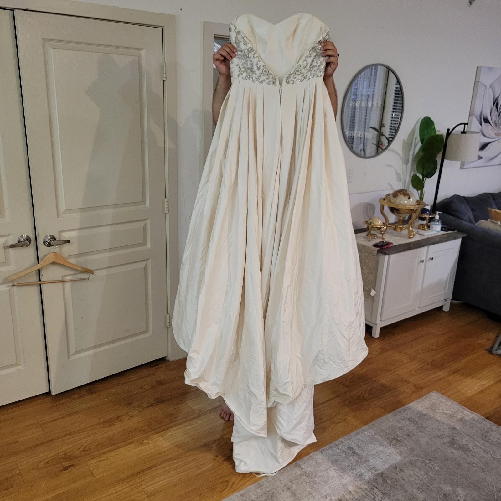 Amazing Couture Dupioni Silk Paloma Blanca Wedding Dress MAKE AN OFFER