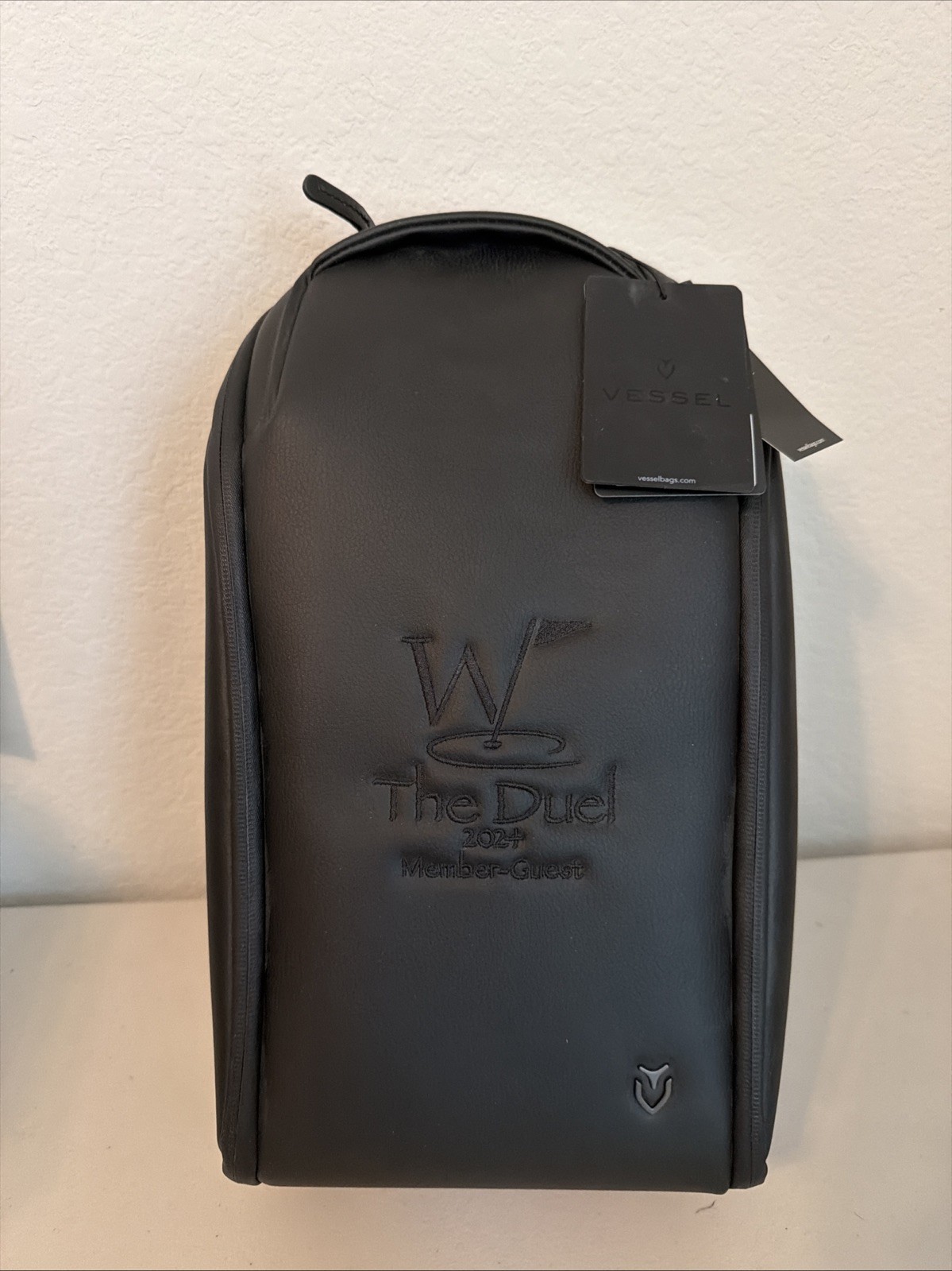 NWT VESSEL Voyager Shoe Bag Black Golf Travel Shoe Case NWT VESSEL Voyager Shoe Bag Black Golf Travel Shoe Case