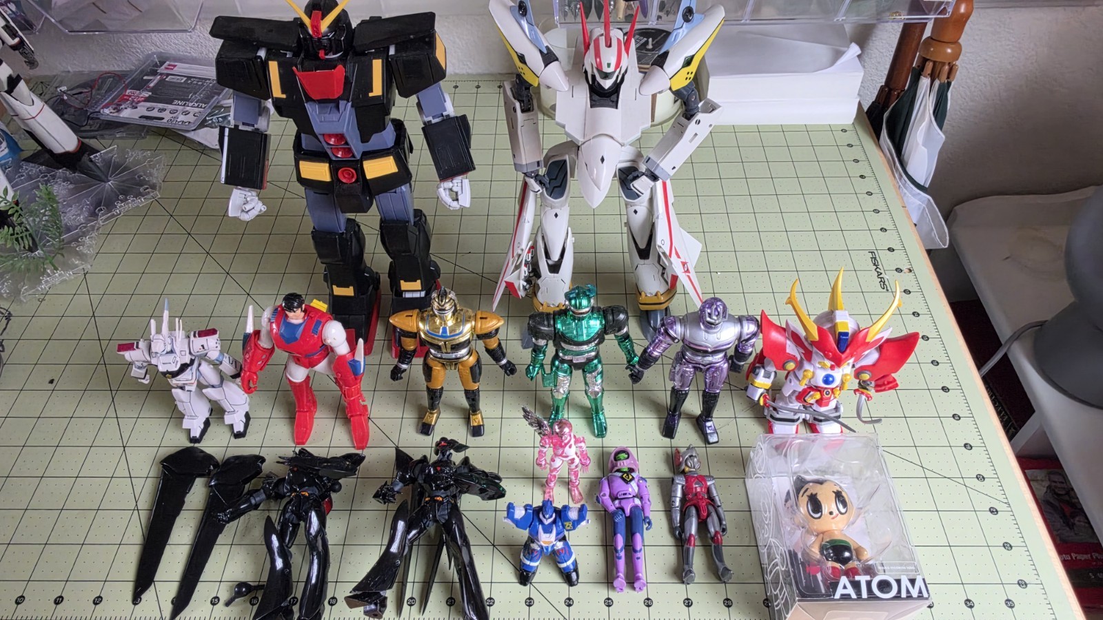 Japan Macross Robotech Gundam Patlabor mech Mecha Action Figure Lot YAMATO Zola Japan Macross Robotech Gundam Patlabor mech Mecha Action Figure Lot YAMATO Zola