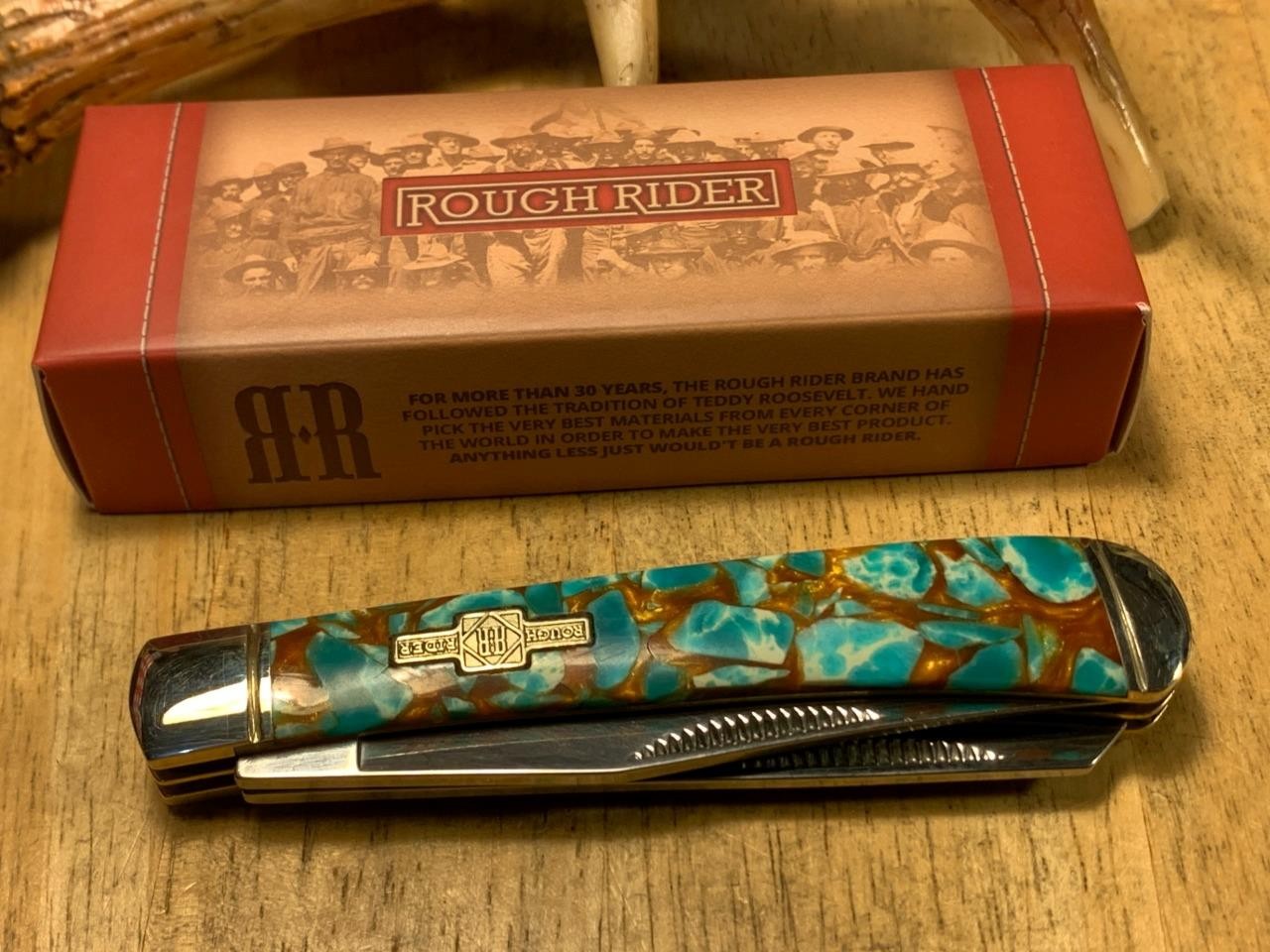 Rough Rider Amber Turquoise Stone Trapper 4 1/8
