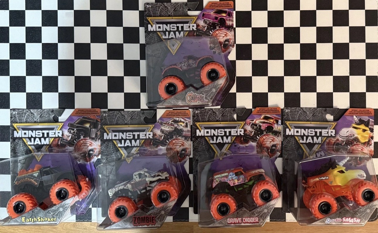 Monster Jam Spooky Collection 1:64 Diecast 2026 Grave Digger 5/6 LOT OF 5