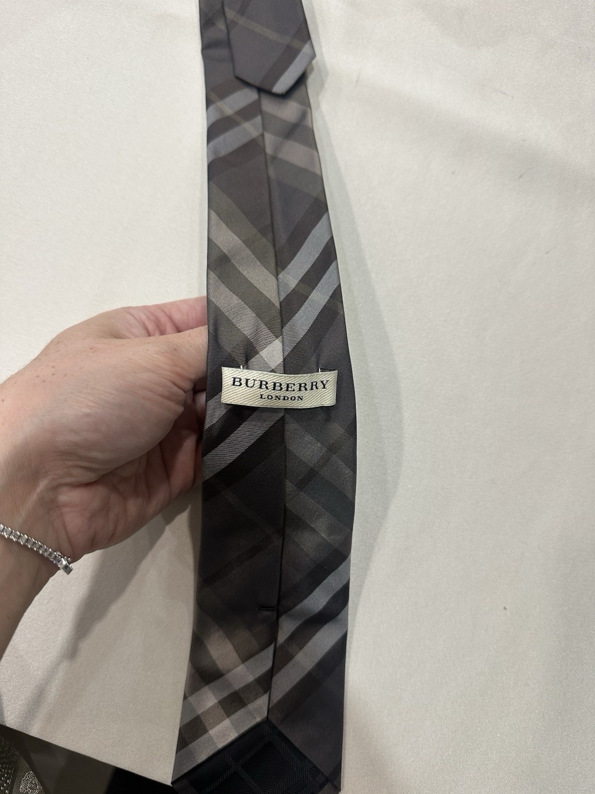 Burberry London Men\'s Woven Silk Plaid Check Tie Brown Gray Black