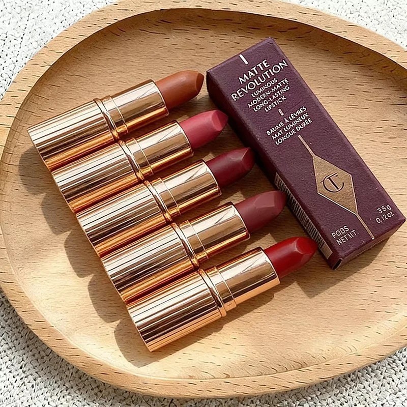 Charlotte Tilbury Makeup Lipstick Walk of No Shame Charlotte Tilbury Makeup Lipstick Walk of No Shame