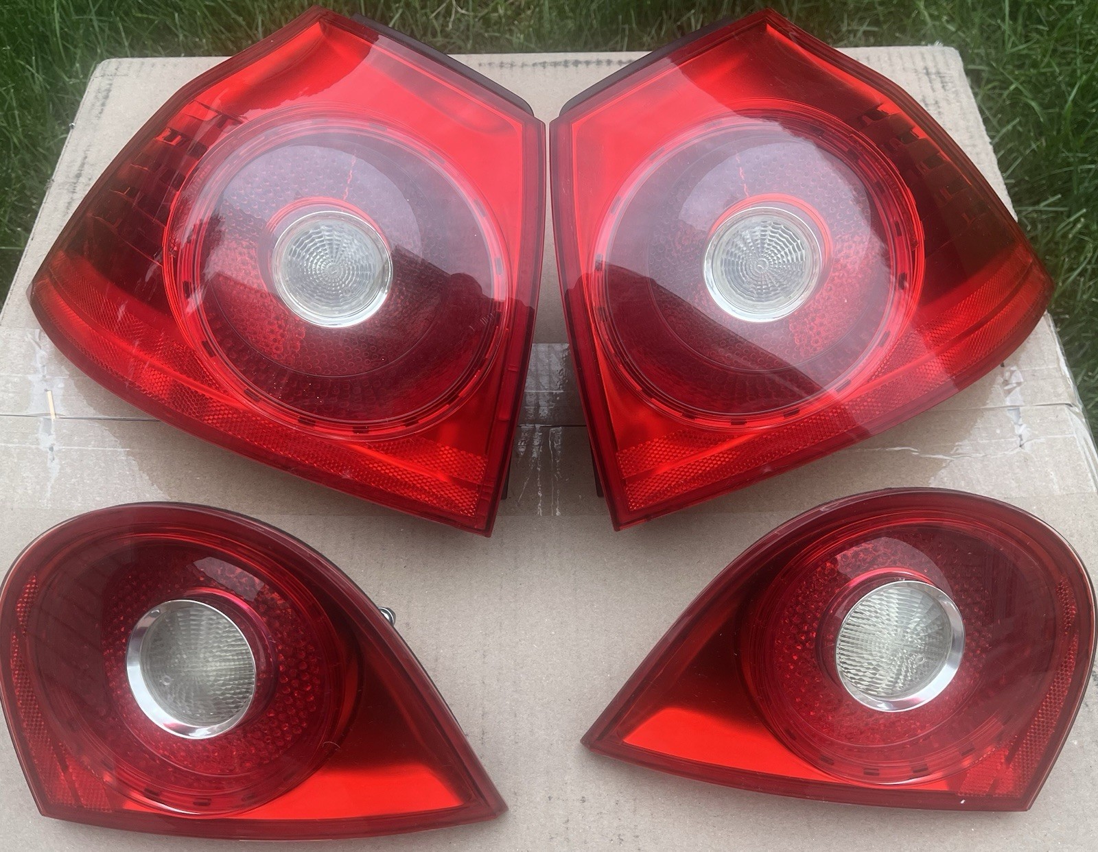 2007 Volkswagen Golf GTI MK5 Rear Tail Lights Factory Original Oem Set 2007 Volkswagen Golf GTI MK5 Rear Tail Lights Factory Original Oem Set