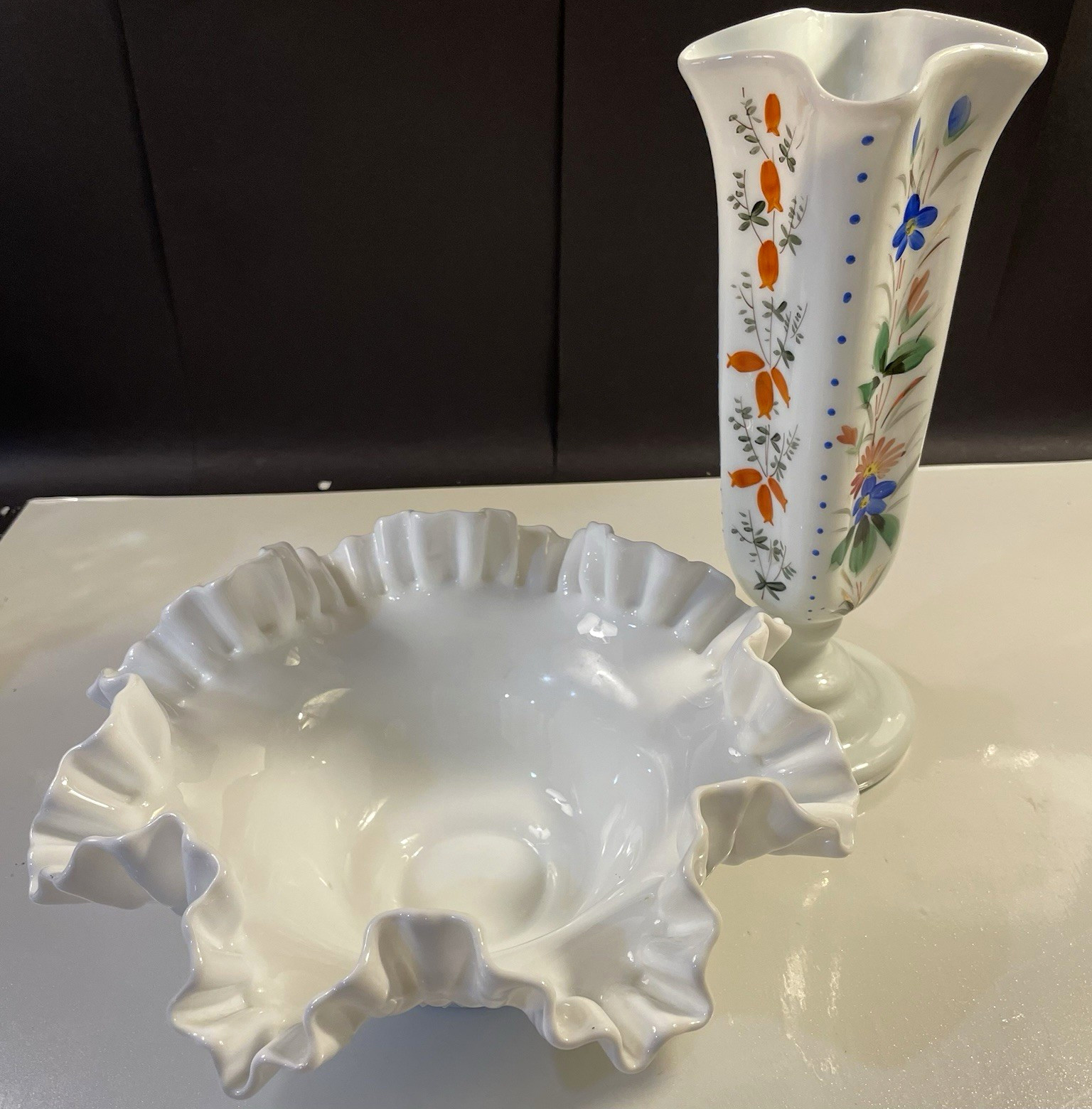 Vintage Fenton Milk Glass Ruffled Bowl & Hand Painted Floral Vase Set -Excellent