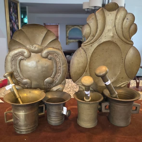 ANTIQUE HEAVY BRASS Lot -  MORTARS (4) PESTLES (3) and Brass Wall Plaques