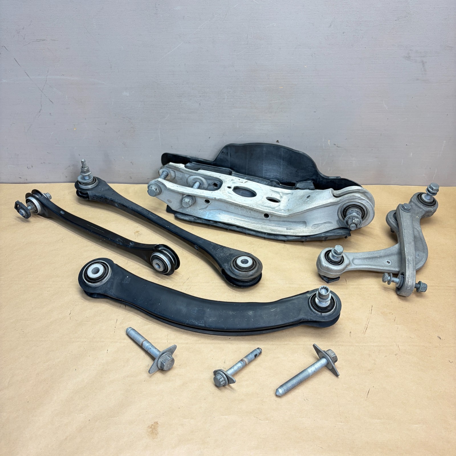 2018-2025 FY AUDI Q5 SQ5 REAR LEFT LH SIDE CONTROL ARM ROD LATERAL SET OEM