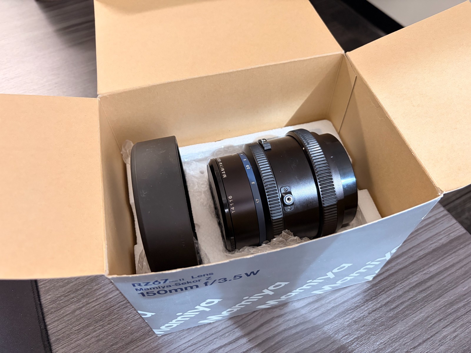 【 MINT+ w/ Hood AND BOX USA 】Mamiya Sekor Z 150mm f3.5 W Lens For RZ67 II D 【 MINT+ w/ Hood AND BOX USA 】Mamiya Sekor Z 150mm f3.5 W Lens For RZ67 II D