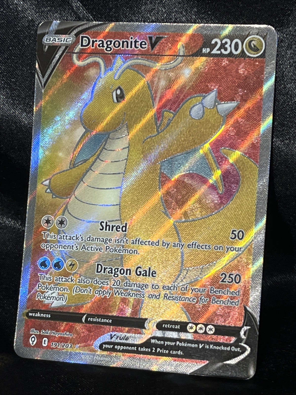 Dragonite V (Full Art) 191/203 SWSH07: Evolving Skies Holo