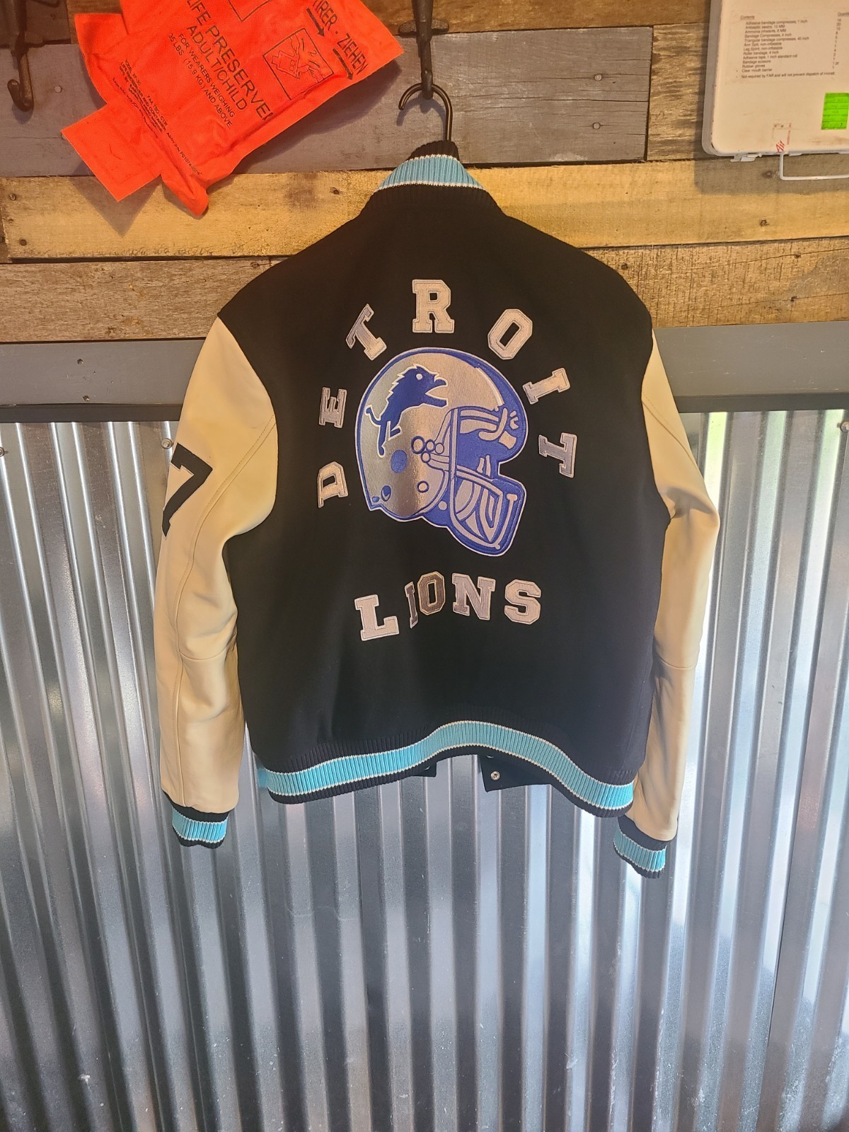Vintage Detroit Lions Jacket Mens 2XL Beverly Hills Cop Axel Foley Varsity Vintage Detroit Lions Jacket Mens 2XL Beverly Hills Cop Axel Foley Varsity