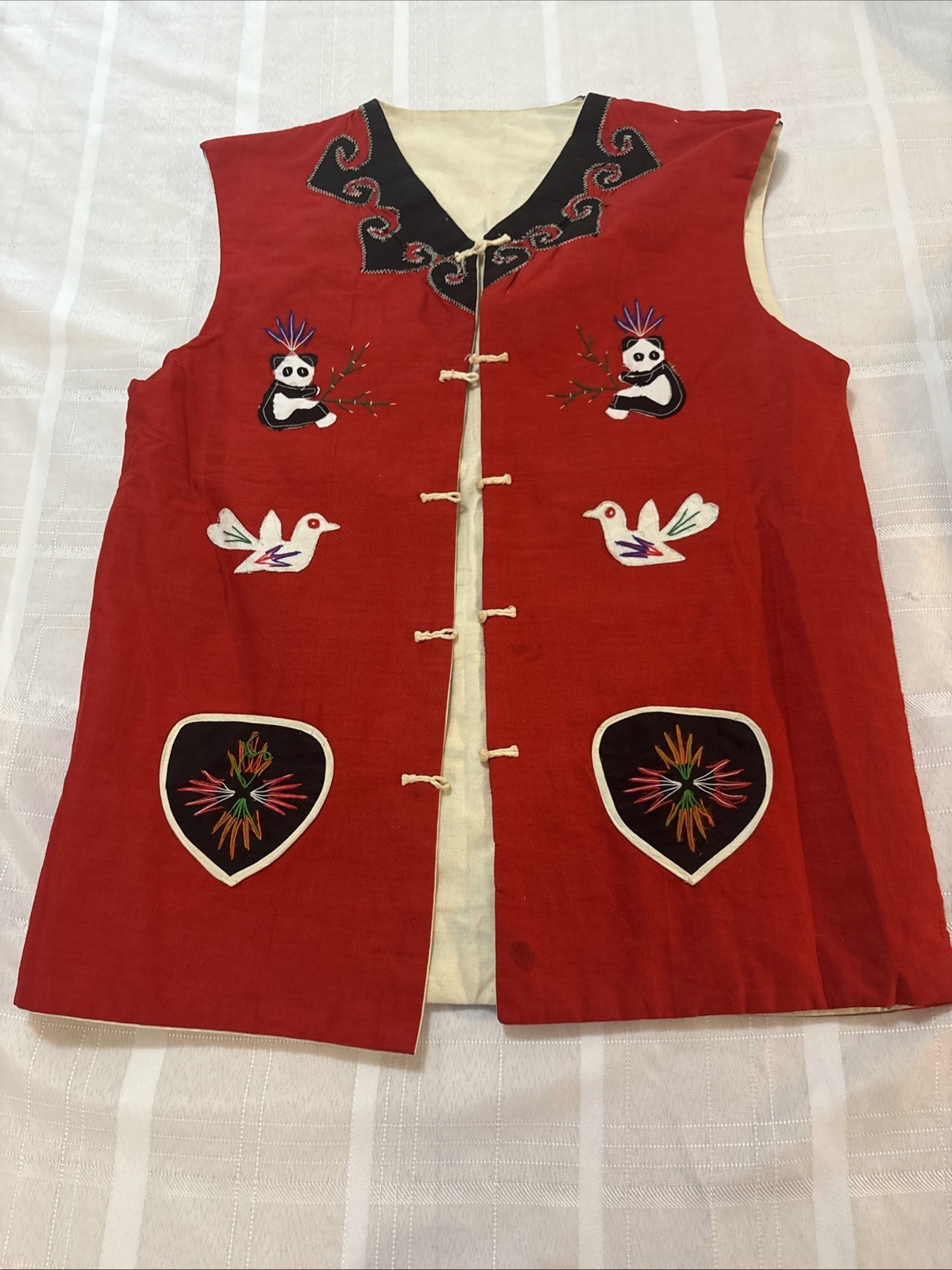 Vintage Asian folk art 3-D animal print patchwork Embroidered Quilted Vest M