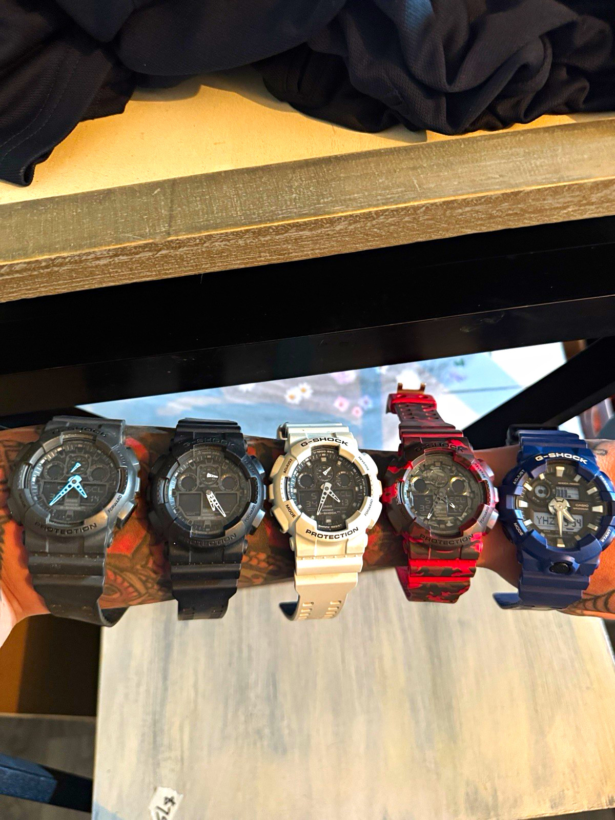 Casio G-SHOCK Men\'s Analog/Digital Quartz 200m Resin Watch Lot Mixed Colors