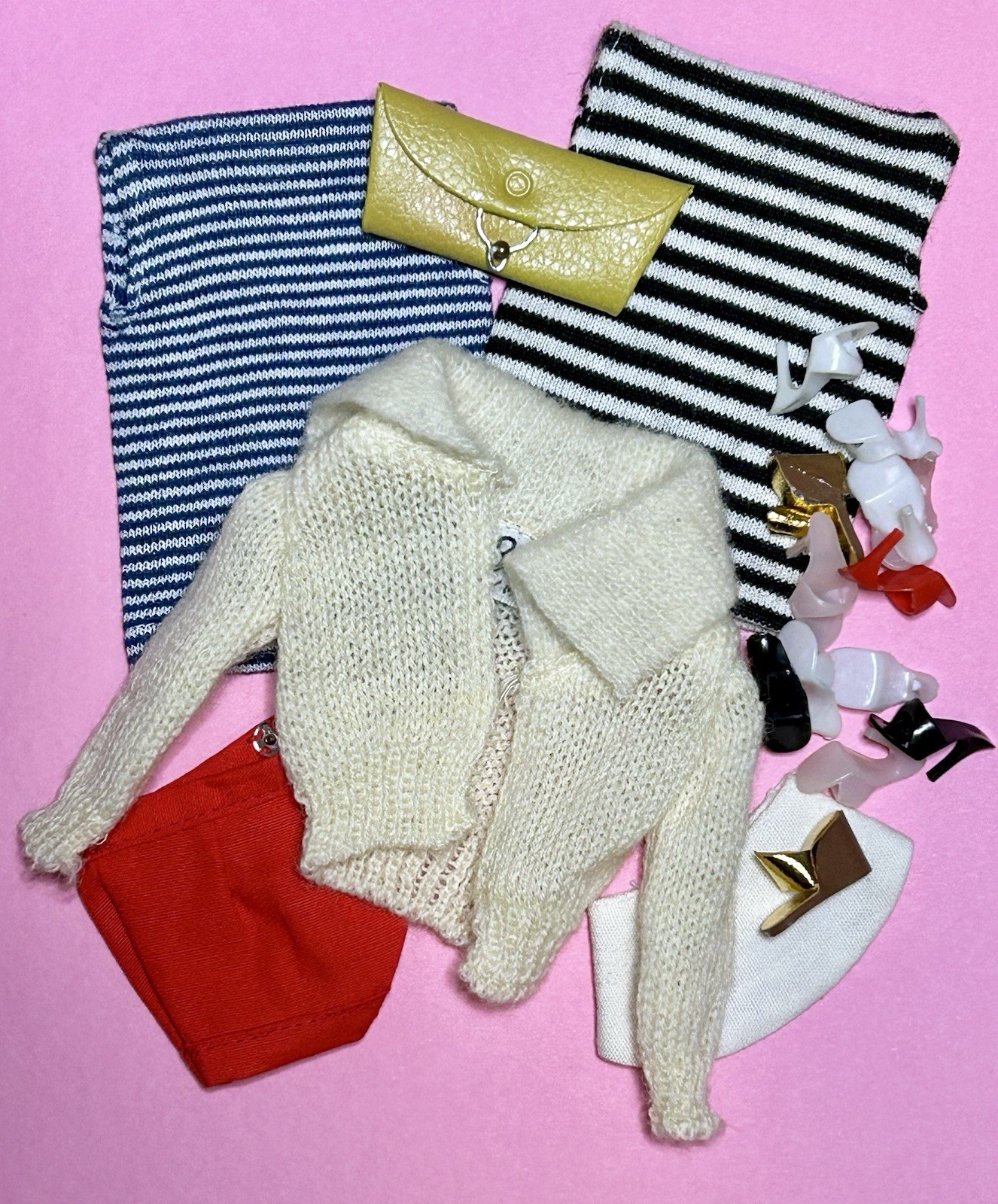 Vintage Barbie & Midge Clothing LOT - Pak Items Shoes & Accessories