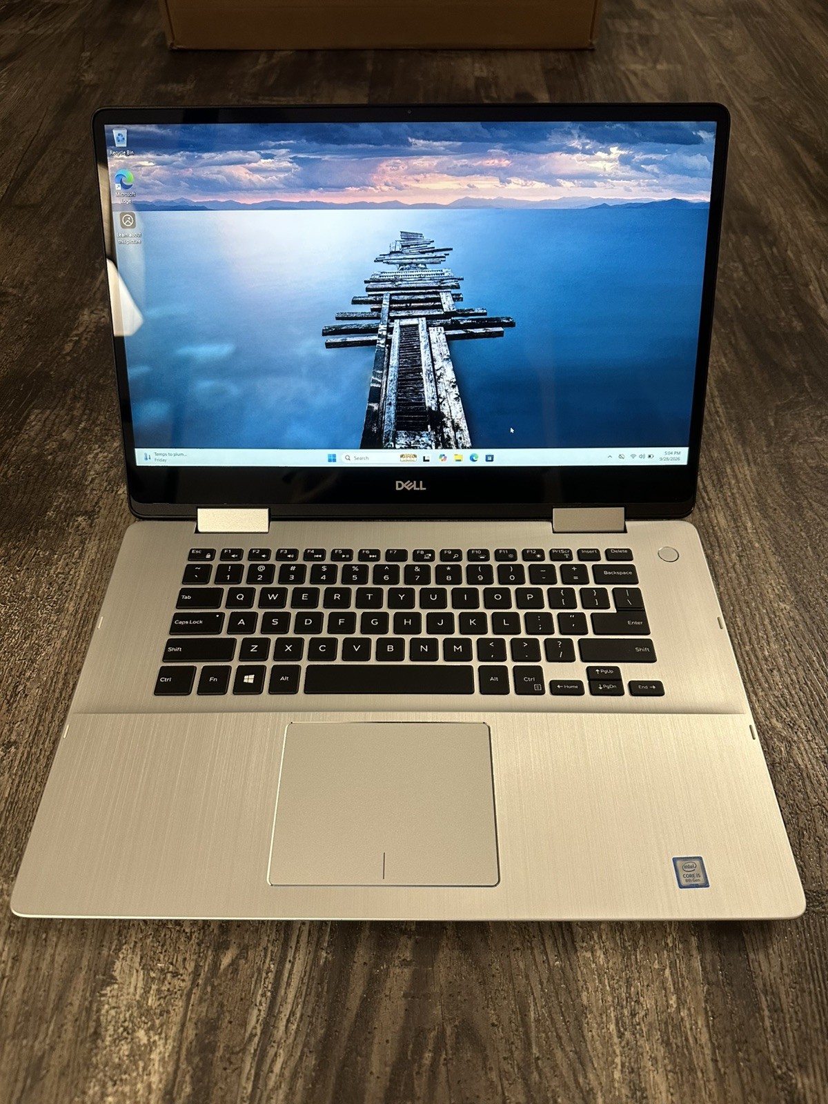 Dell Inspiron 7586 2-in-1 i5-8265U, 15.6