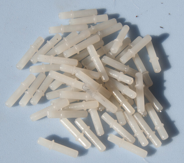 LIONEL O GAUGE EXTRA HEAVY DUTY INSULATED PINS