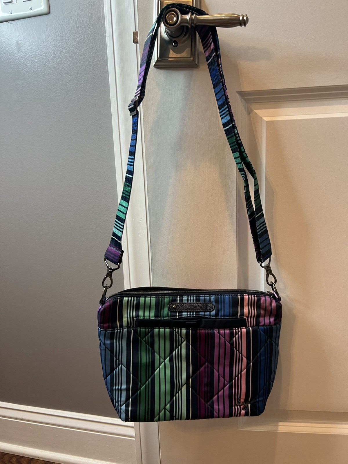 Lug RFID Medium Crossbody Flare 2 Love Strip Multi