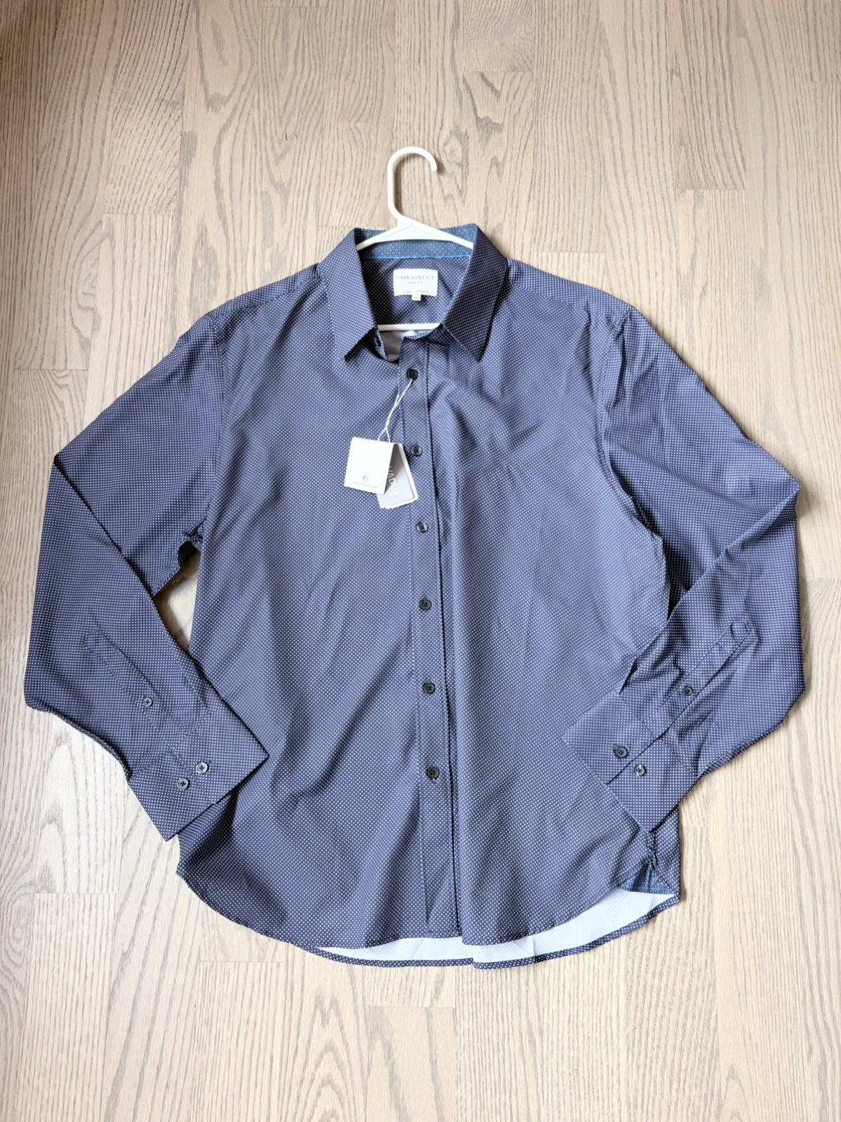 NWT Con.Struct Button Down Shirt 4 Way Stretch Slim Fit Navy Microdot Size XL NWT Con.Struct Button Down Shirt 4 Way Stretch Slim Fit Navy Microdot Size XL