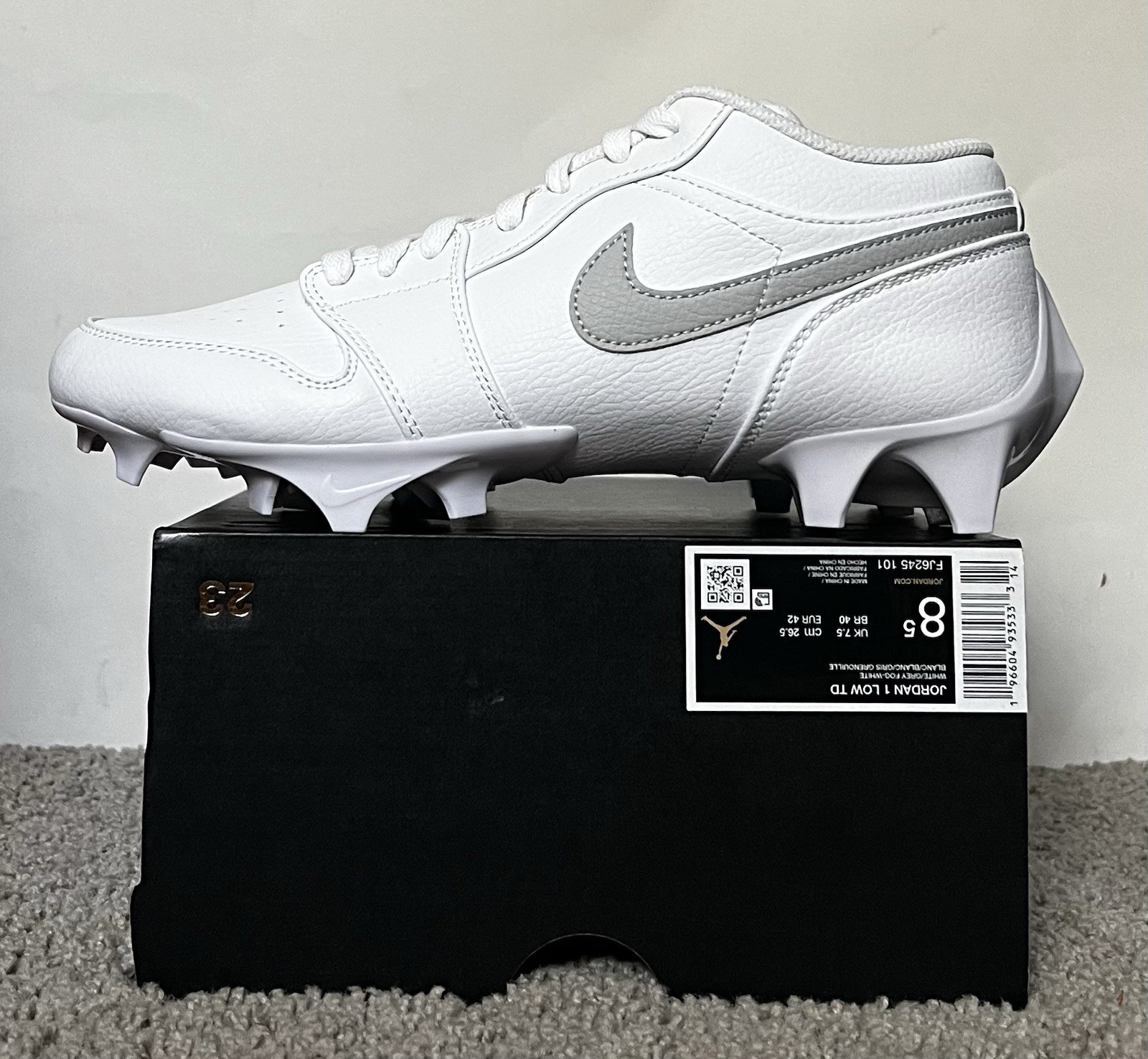 Size 8.5M- Nike Air Jordan 1 Low TD Football White Grey Fog NBY FJ6245-101 Size 8.5M- Nike Air Jordan 1 Low TD Football White Grey Fog NBY FJ6245-101