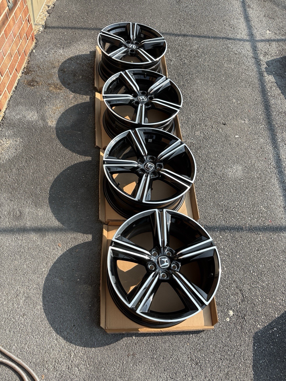 Honda Accord Sport 19 Inch OEM Authentic Rims Honda Accord Sport 19 Inch OEM Authentic Rims