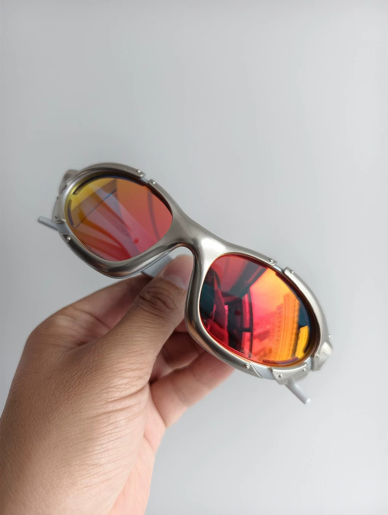 Retro Oakley Plate Metal splicing Polarized Sunglasses Red Lens Silver frames