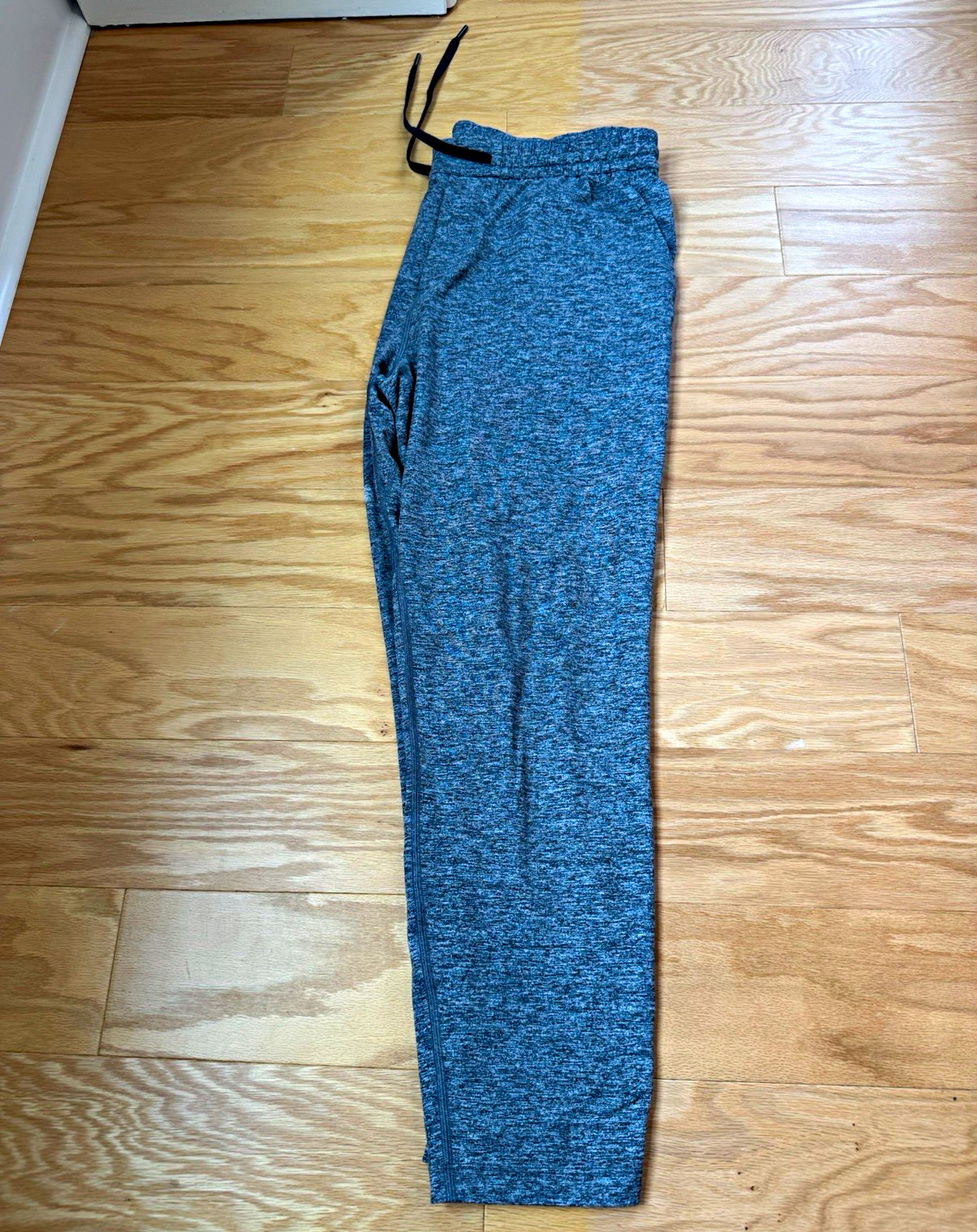 Lululemon Gray Jogger Pants Men’s Large Soft Jersey