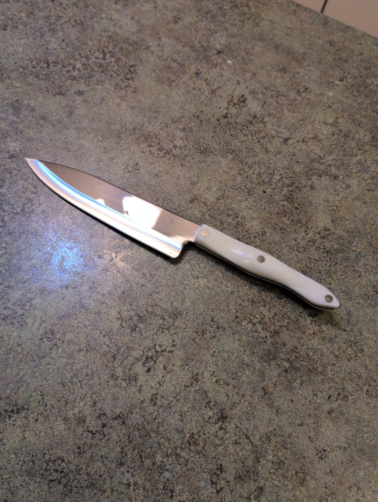 White Pearl Cutco Chef\'s Knife 1728kt 13.25\