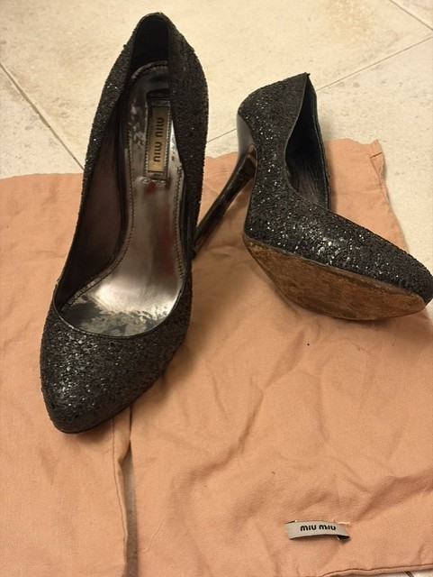 Women\'s Elegant Miu Miu Black Glittered Pumps with Stiletto Heel