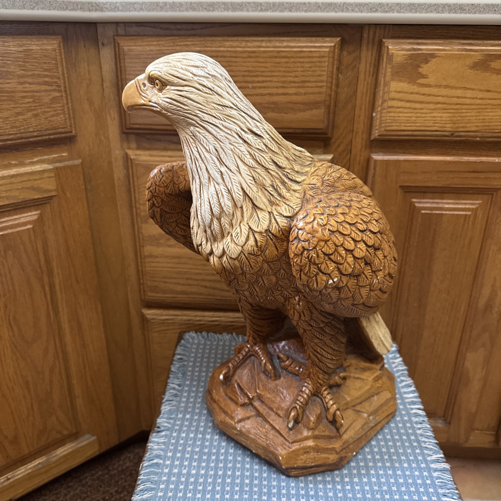 VINTAGE AMERICAN EAGLE CAST CERAMIC  SCULPTURE AMERICANA Abee 1976 18x10.5”