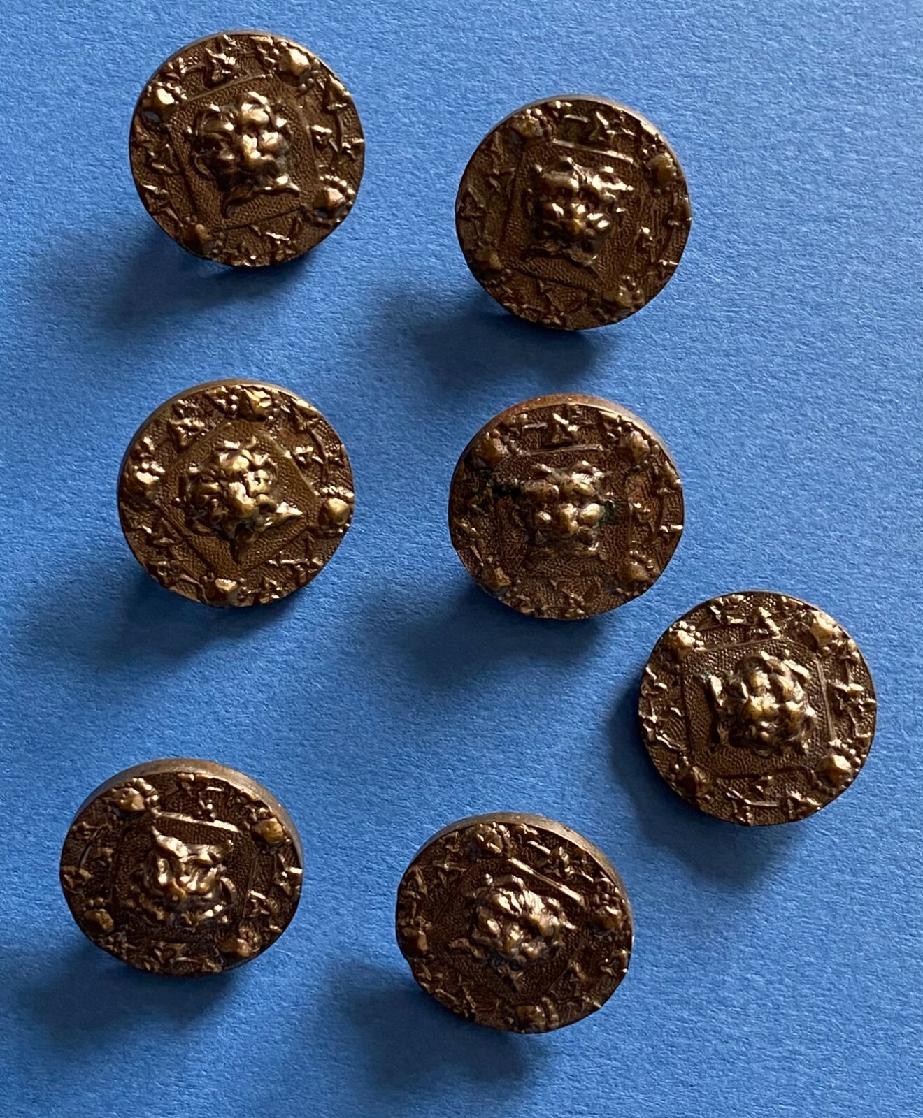 Antique Unique Design T. W & W (Trelon, Weldon & Weil) H M Paris Brevete Buttons