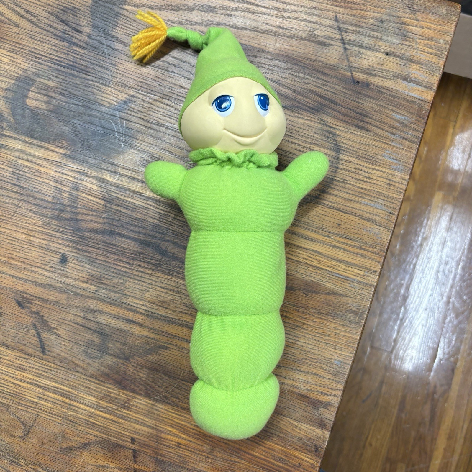 VTG 1982 Playskool Glo Worm Green Plush Night Light Hasbro Working Original Glow VTG 1982 Playskool Glo Worm Green Plush Night Light Hasbro Working Original Glow