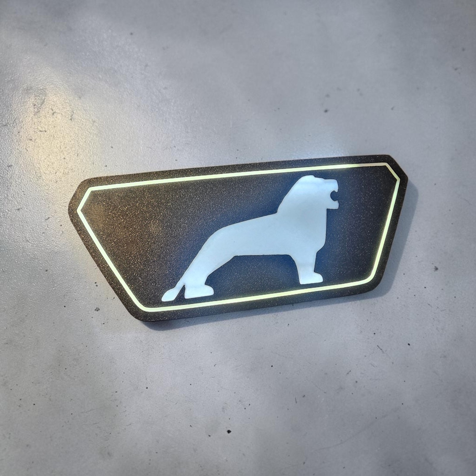 MAN TGX Tg3 Emblem Illuminated Clasp